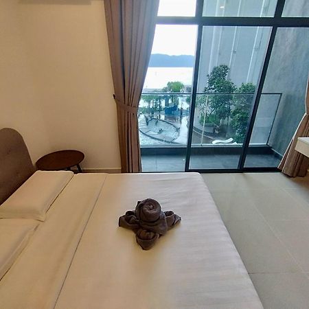 Covesign Suite, The Shore Kota Kinabalu Exteriör bild