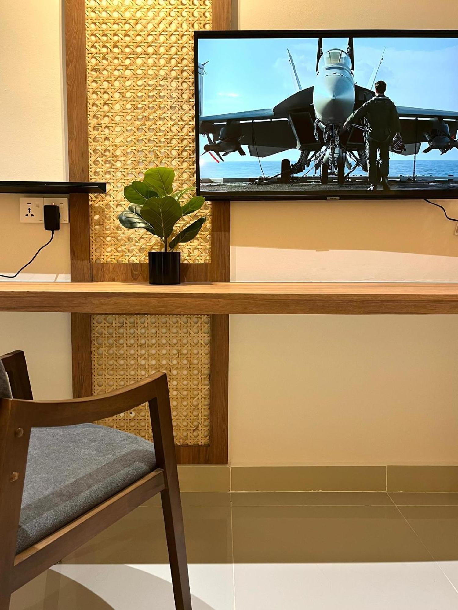 Covesign Suite, The Shore Kota Kinabalu Exteriör bild