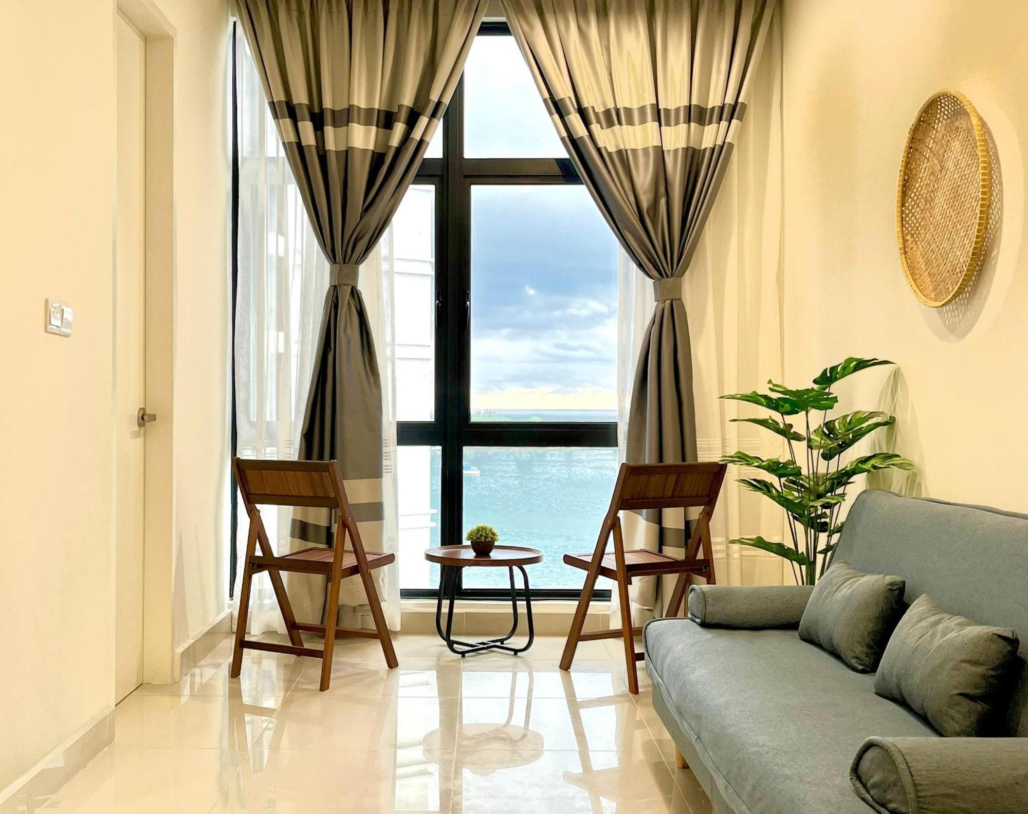 Covesign Suite, The Shore Kota Kinabalu Exteriör bild