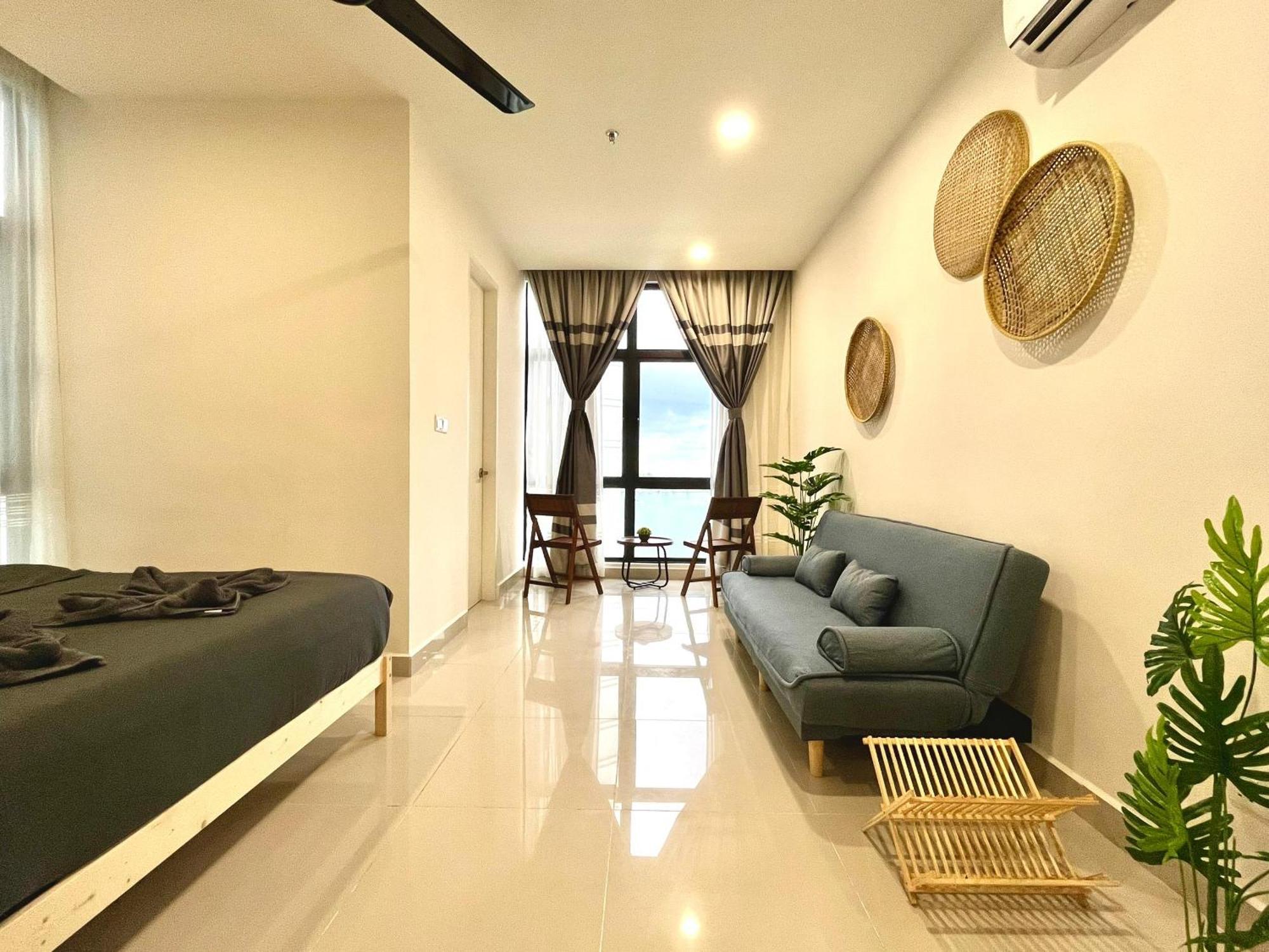 Covesign Suite, The Shore Kota Kinabalu Exteriör bild