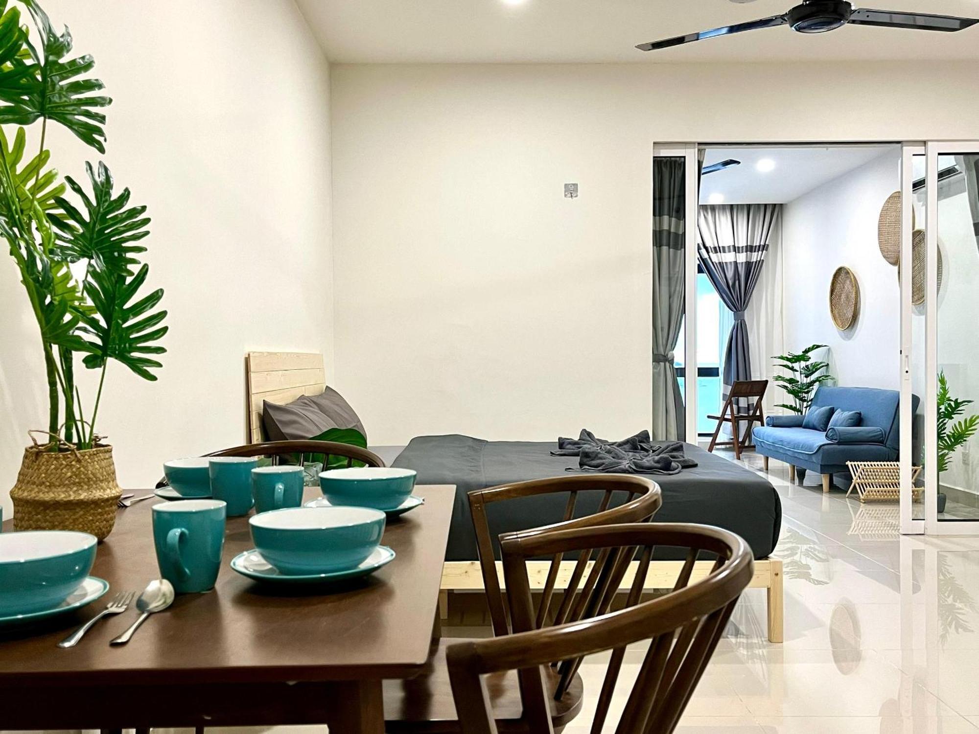 Covesign Suite, The Shore Kota Kinabalu Exteriör bild