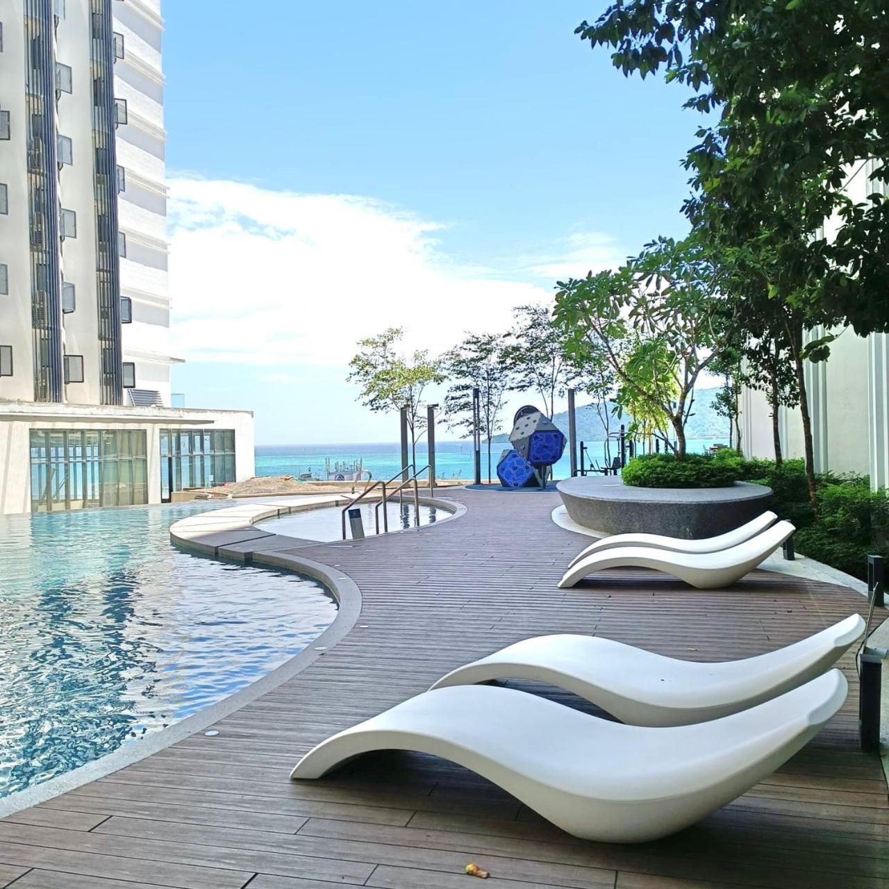 Covesign Suite, The Shore Kota Kinabalu Exteriör bild