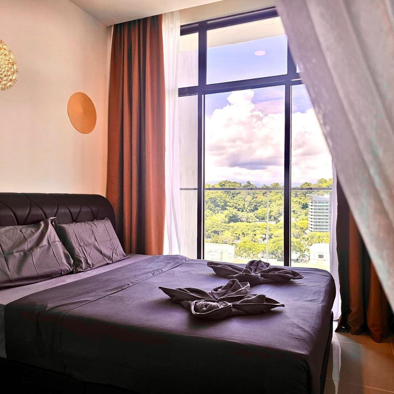 Covesign Suite, The Shore Kota Kinabalu Exteriör bild