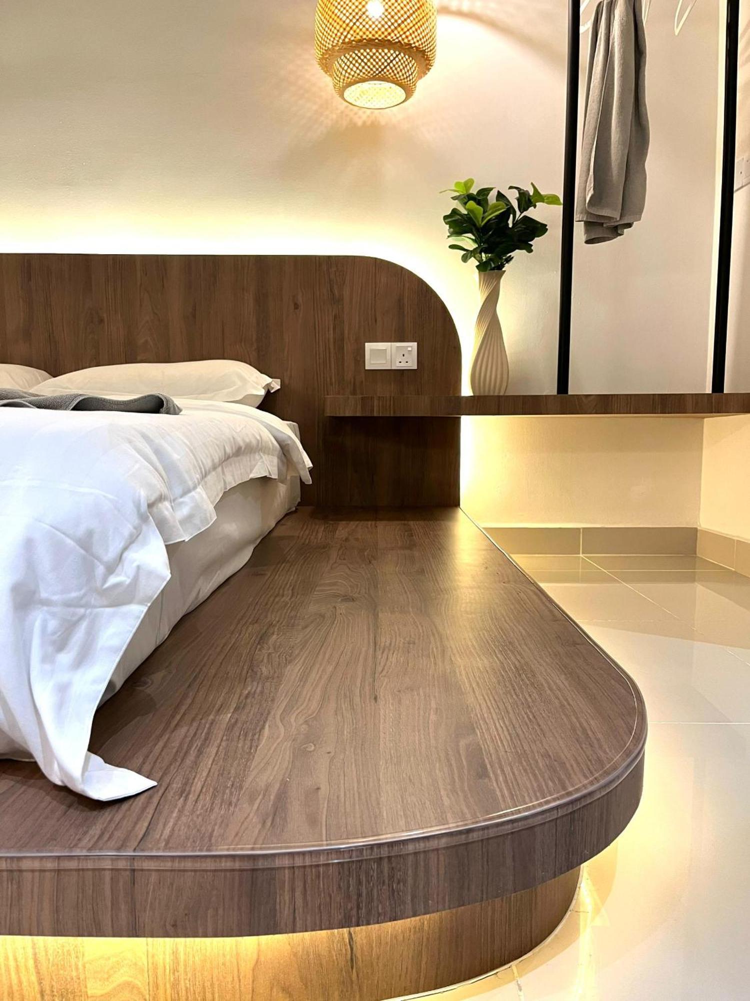 Covesign Suite, The Shore Kota Kinabalu Exteriör bild